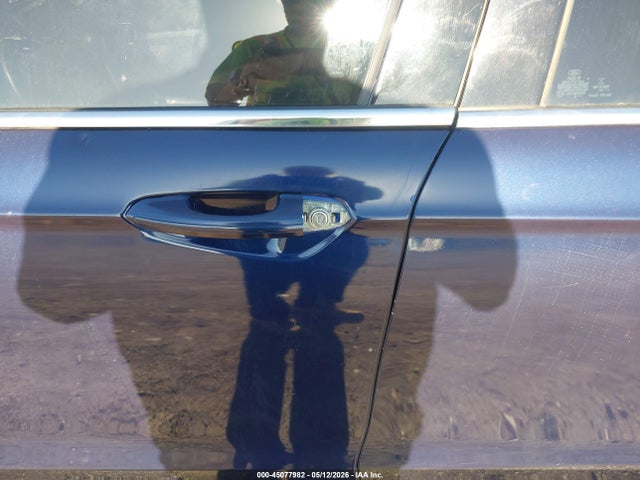 45077982 :رقم المزاد ، 3FA6P0H71GR145930 vin ، 2016 Ford Fusion Se مزاد بيع