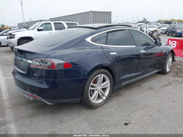 Продаж на аукціоні авто 2014 Tesla Model S, vin: 5YJSA1S12EFP32933, номер лоту: 45077997