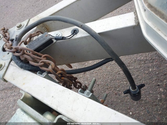 45078004 :رقم المزاد ، AAVZ543 vin ، 2005 Stealth 12 Ft Enclosed Trail مزاد بيع