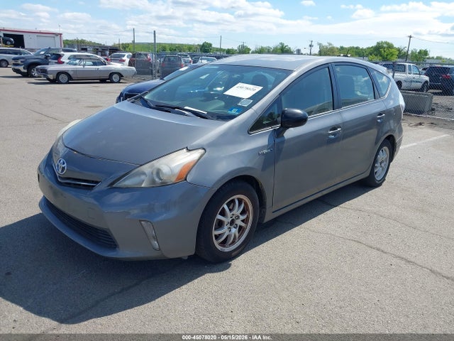 Продажа на аукционе авто 2014 Toyota Prius V Two, vin: JTDZN3EU0E3334332, номер лота: 45078020
