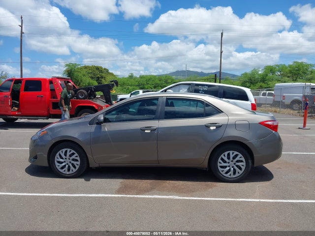 Toyota COROLLA LE 2019 5YFBURHE1KP867403 Image 14