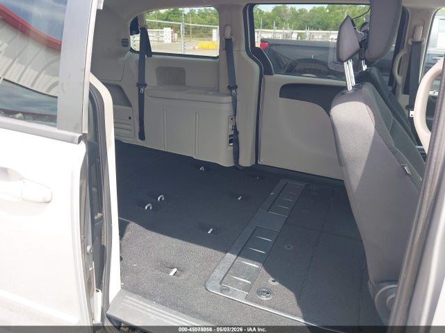 Продажа на аукционе авто 2017 Dodge Grand Caravan Se, vin: 2C4RDGBG0HR736579, номер лота: 45078058