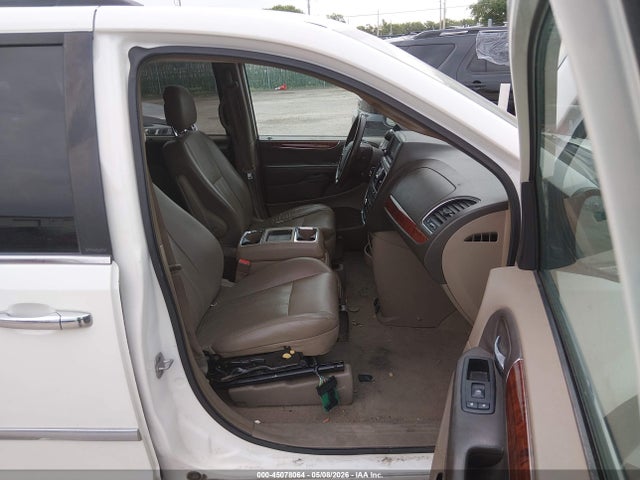 2012 Chrysler Town & Country Touring-l მანქანა იყიდება აუქციონზე, vin: 2C4RC1CG7CR182075, აუქციონის ნომერი: 45078064