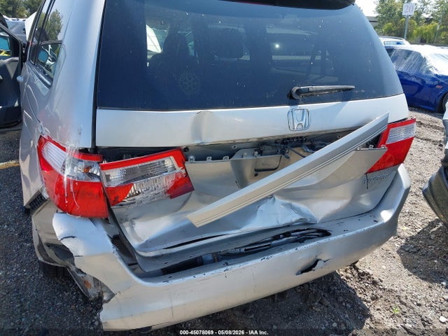 45078069 :رقم المزاد ، 5FNRL386X5B050230 vin ، 2005 Honda Odyssey Ex-l مزاد بيع