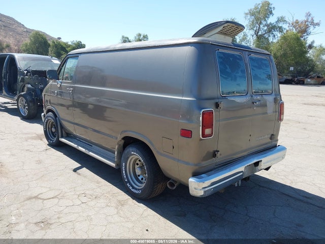 1988 Dodge Ram Van B150 მანქანა იყიდება აუქციონზე, vin: 2B6FB13Y9JK135915, აუქციონის ნომერი: 45078085