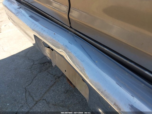 1988 Dodge Ram Van B150 მანქანა იყიდება აუქციონზე, vin: 2B6FB13Y9JK135915, აუქციონის ნომერი: 45078085