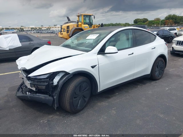 45078092 :رقم المزاد ، 7SAYGDED1TA580057 vin ، 2026 Tesla Model Y مزاد بيع