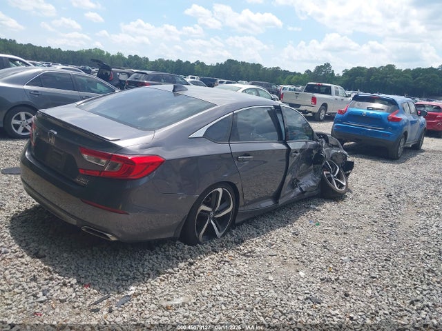45078137 :رقم المزاد ، 1HGCV2F38JA012261 vin ، 2018 Honda Accord Sport 2.0t مزاد بيع