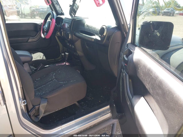 Auction sale of the 2014 Jeep Wrangler Unlimited Sport, vin: 1C4BJWDG0EL277222, lot number: 45078169