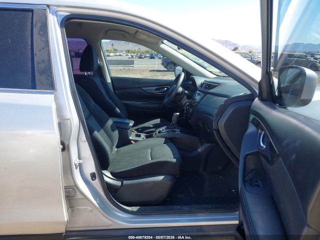 JN8AT2MT7HW142788 Nissan ROGUE S