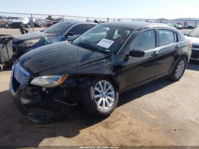 2013 Chrysler 200 Touring მანქანა იყიდება აუქციონზე, vin: 1C3CCBBBXDN546977, აუქციონის ნომერი: 45078216