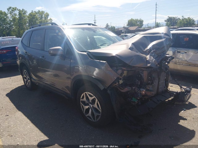 45078217 :رقم المزاد ، JF2SKADC4RH493727 vin ، 2024 Subaru Forester Premium مزاد بيع