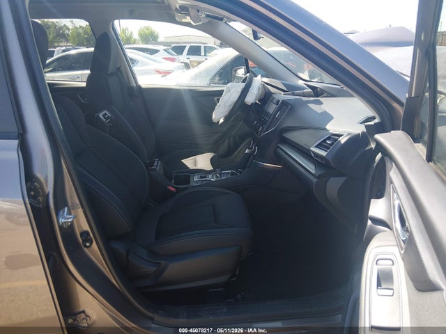 Продаж на аукціоні авто 2024 Subaru Forester Premium, vin: JF2SKADC4RH493727, номер лоту: 45078217