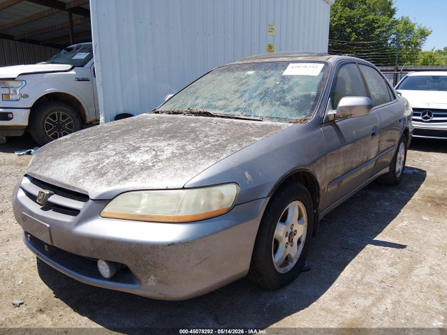 Продаж на аукціоні авто 2000 Honda Accord 3.0 Ex, vin: 1HGCG1655YA040860, номер лоту: 45078292