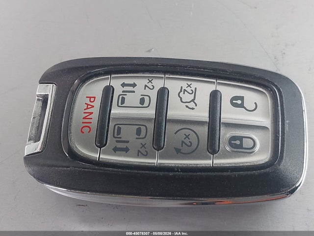 2C4RC1FG5JR278585 Chrysler Pacifica Touring Plus