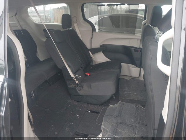 2C4RC1FG5JR278585 Chrysler Pacifica Touring Plus