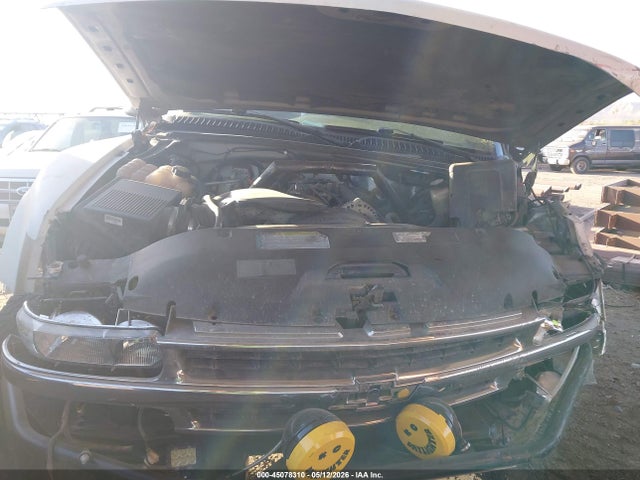 Продаж на аукціоні авто 2001 Chevrolet Silverado 1500, vin: 2GCEC19V211191637, номер лоту: 45078310