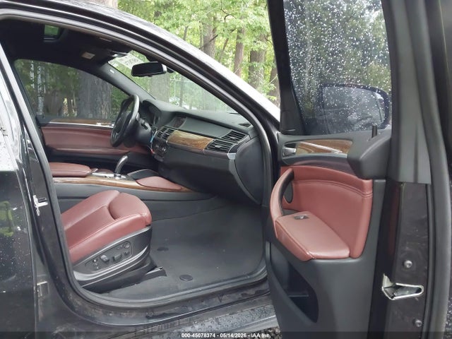 2011 Bmw X6 Xdrive35i მანქანა იყიდება აუქციონზე, vin: 5UXFG2C5XBLX07826, აუქციონის ნომერი: 45078374