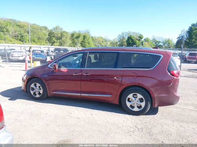 Aukcja sprzedaży 2017 Chrysler Pacifica Touring-l Plus, vin: 2C4RC1EG8HR810987, numer aukcji: 45078378