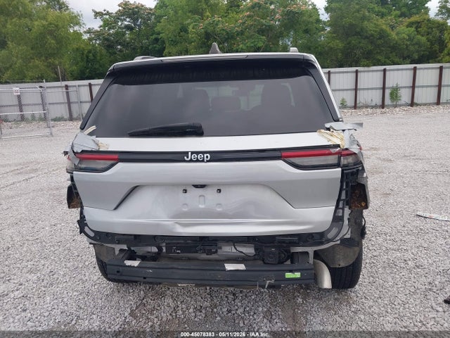 Продажа на аукционе авто 2024 Jeep Grand Cherokee 4xe, vin: 1C4RJYB63RC121072, номер лота: 45078383