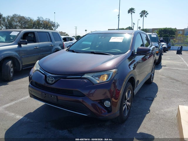 2T3WFREV0JW435079 Toyota Rav4 Xle