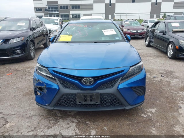 45078428 :رقم المزاد ، 4T1G11AKXLU331422 vin ، 2020 Toyota Camry Se مزاد بيع