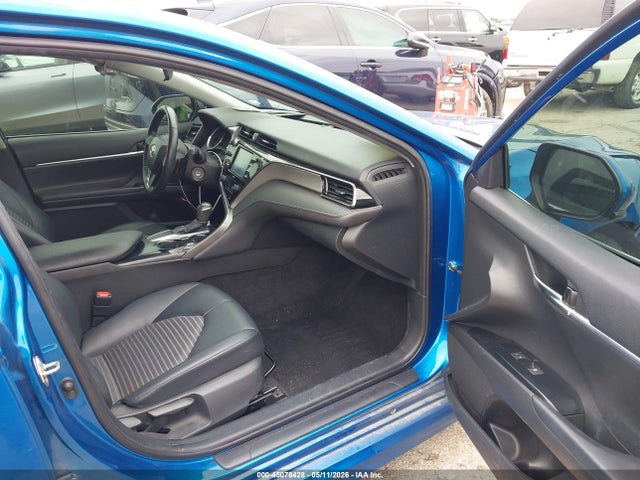 45078428 :رقم المزاد ، 4T1G11AKXLU331422 vin ، 2020 Toyota Camry Se مزاد بيع
