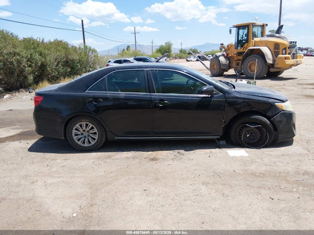 Продаж на аукціоні авто 2014 Toyota Camry Le, vin: 4T1BF1FK6EU365588, номер лоту: 45078440