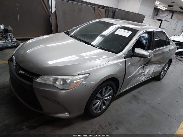 45078449 :رقم المزاد ، 4T1BF1FK9GU547000 vin ، 2016 Toyota Camry Xle مزاد بيع