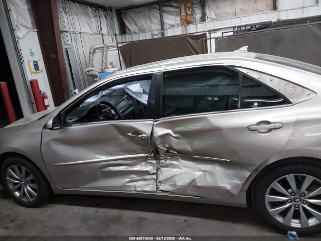 45078449 :رقم المزاد ، 4T1BF1FK9GU547000 vin ، 2016 Toyota Camry Xle مزاد بيع