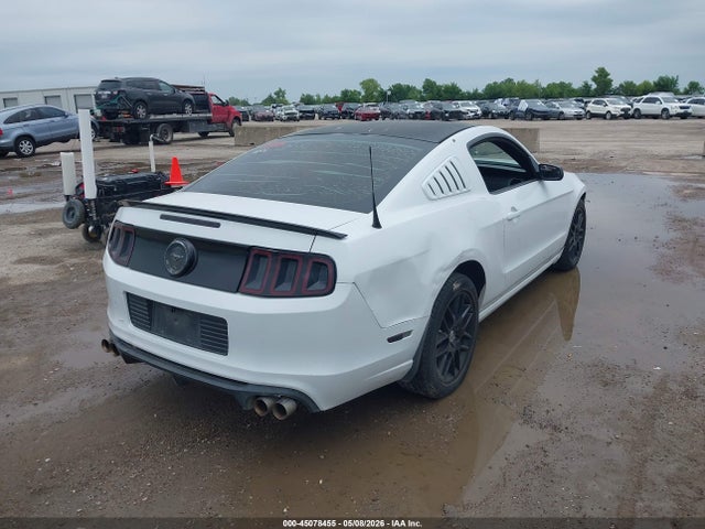 45078455 :رقم المزاد ، 1ZVBP8AM5E5332723 vin ، 2014 Ford Mustang V6 مزاد بيع