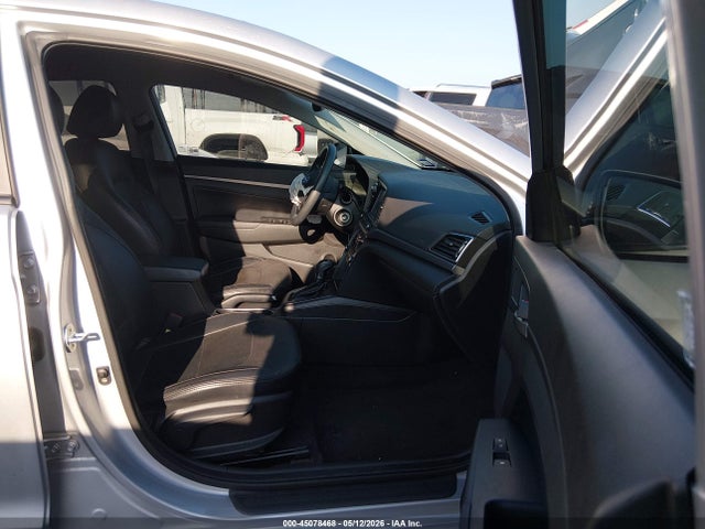 45078468 :رقم المزاد ، KMHD84LF0JU504328 vin ، 2018 Hyundai Elantra Sel مزاد بيع