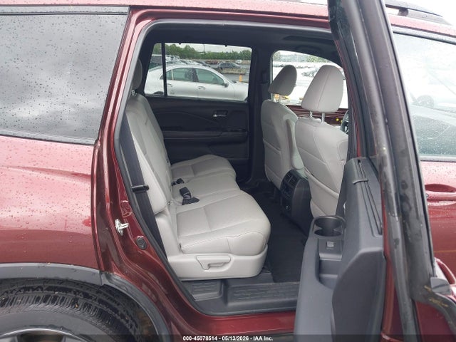 5FNYF8H98MB002752 Honda Passport Awd Touring