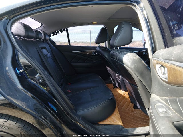 JN1BV7AR8FM403518 Infiniti Q50 Premium