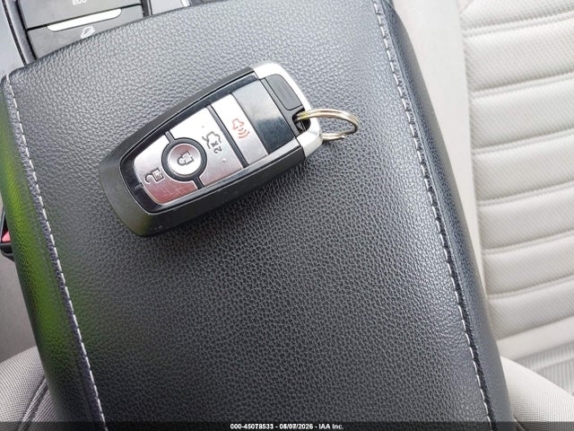 3FA6P0UUXJR278852 Ford Fusion Hybrid S