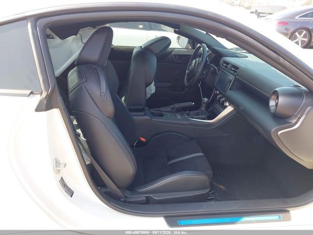 Продаж на аукціоні авто 2025 Toyota Gr86 Premium, vin: JF1ZNBE14S8752476, номер лоту: 45078558