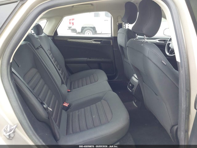 3FA6P0LU6KR149493 Ford Fusion Hybrid Se