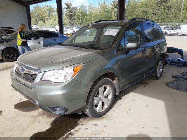 Subaru Forester 2.5i Premium 2015 JF2SJADC6FH813368 Image 2