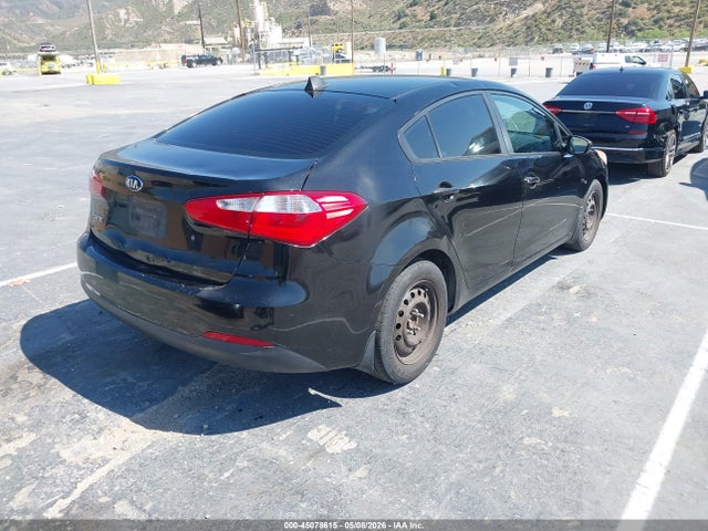 KNAFK4A61F5267431 KIA FORTE LX