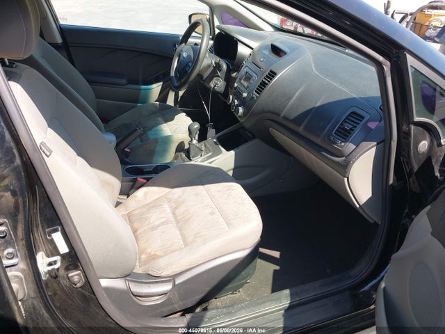 KNAFK4A61F5267431 KIA FORTE LX