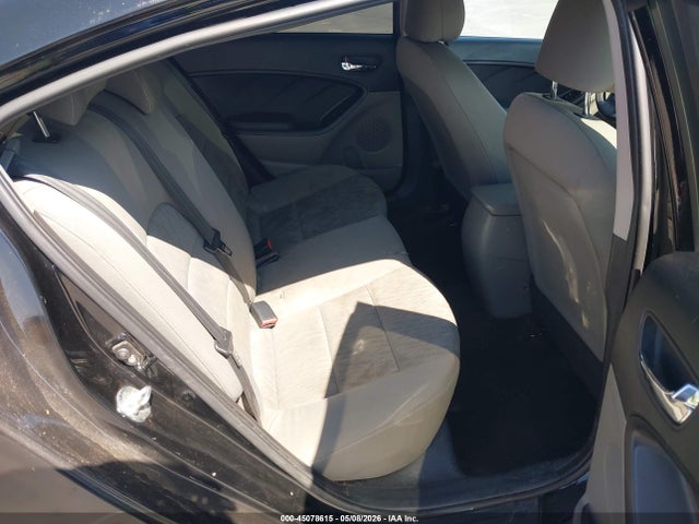 KNAFK4A61F5267431 KIA FORTE LX