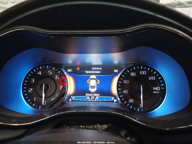 45078625 :رقم المزاد ، 1C3CCCBB4GN184011 vin ، 2016 Chrysler 200 S مزاد بيع