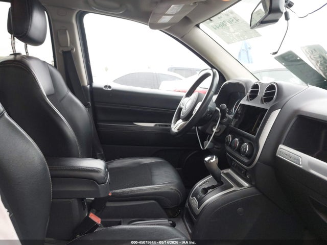 Jeep Compass Latitude 2016 1C4NJCEAXGD648387 Image 5
