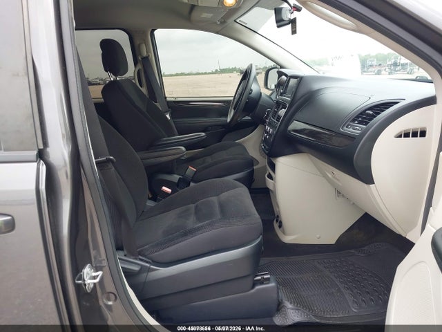 45078656 :رقم المزاد ، 2C4RDGBG0JR236864 vin ، 2018 Dodge Grand Caravan Se مزاد بيع