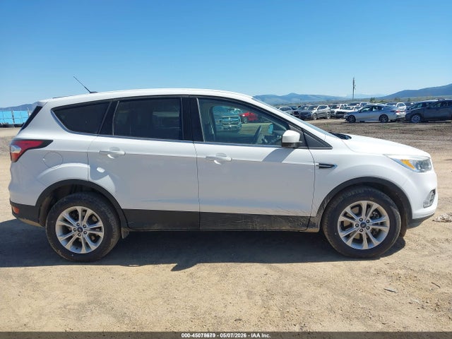 1FMCU9GD2HUA30177 Ford ESCAPE SE