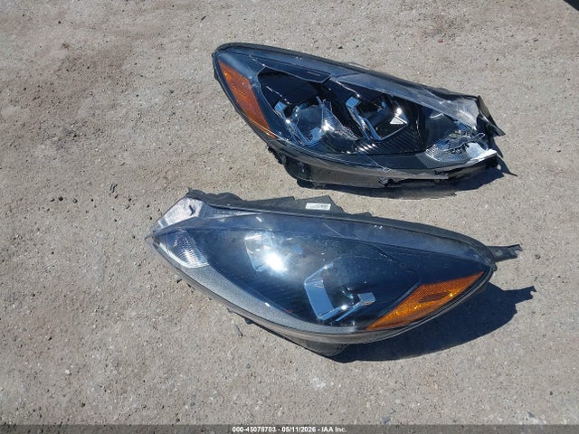 45078703 :رقم المزاد ، 1FMCU0G61MUA47401 vin ، 2021 Ford Escape Se مزاد بيع