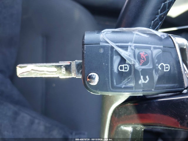 WVWKR7AU0KW903130 Volkswagen E-golf Se