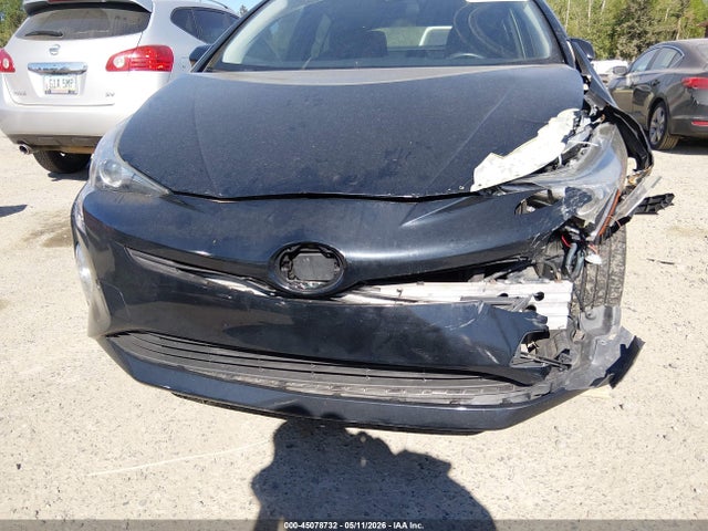 JTDKARFU9G3002665 Toyota Prius Three Touring