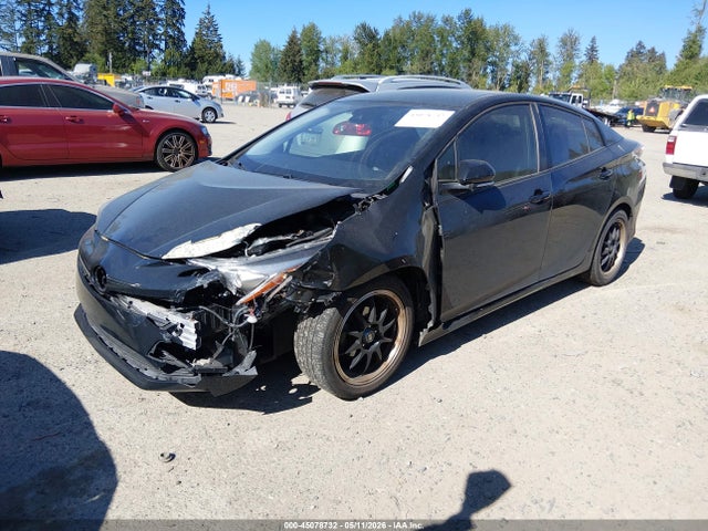 JTDKARFU9G3002665 Toyota Prius Three Touring