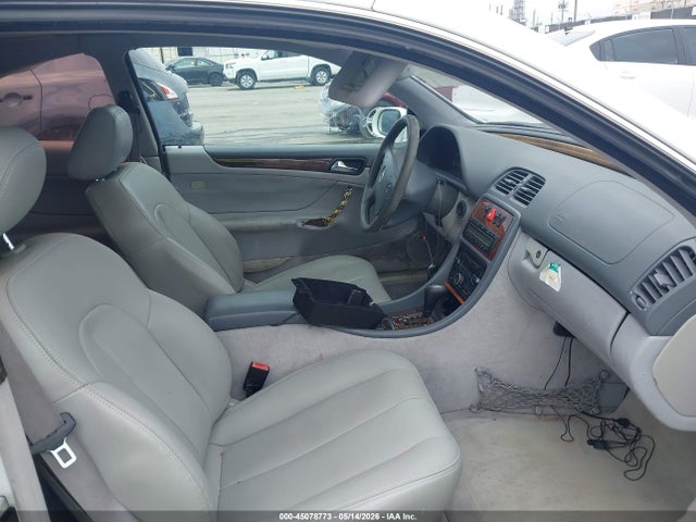 45078773 :رقم المزاد ، WDBLJ65G9YF152630 vin ، 2000 Mercedes-benz Clk 320 مزاد بيع